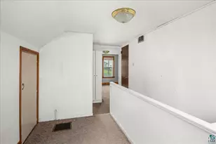 424 E Upham Rd, Duluth, MN 55811 - Photo 19