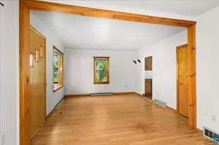 424 E Upham Rd, Duluth, MN 55811 - Photo 5