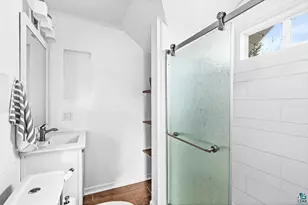 9 St Louis Ct, Duluth, MN 55808 - Photo 23