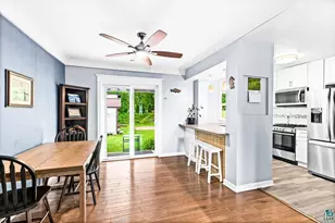 9 St Louis Ct, Duluth, MN 55808 - Photo 9