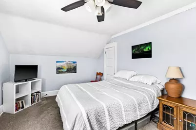 9 St. Louis Ct, Duluth, MN 55808 - Photo 19