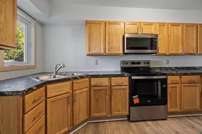 1109 Cumming Ave, Superior, WI 54880 - Photo 9