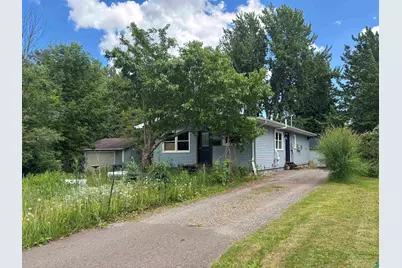 132 W Winona St, Duluth, MN 55803 - Photo 1