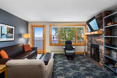 21 E Wisconsin St #203, Grand Marais, MN 55604 - Photo 3