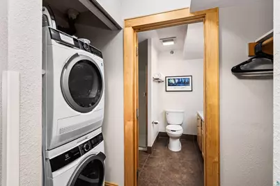 21 E Wisconsin St #203, Grand Marais, MN 55604 - Photo 41