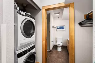 21 E Wisconsin St, Grand Marais, MN 55604 - Photo 41
