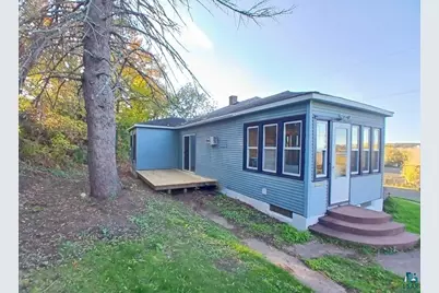 201 19th St, Cloquet, MN 55720 - Photo 5