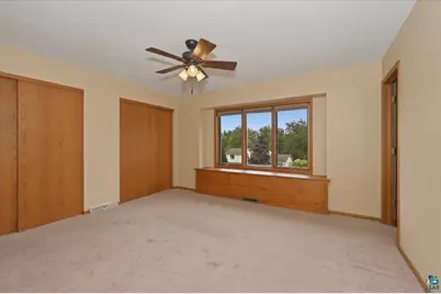 4113 Tioga St, Duluth, MN 55804 - Photo 13