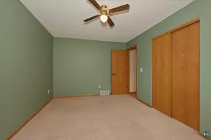 4113 Tioga St, Duluth, MN 55804 - Photo 17