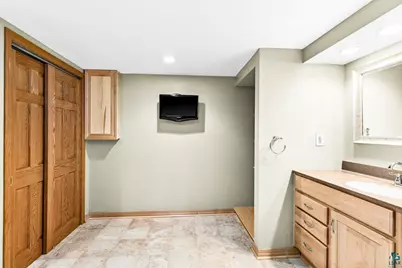 1409 Stanford Ave, Duluth, MN 55811 - Photo 35
