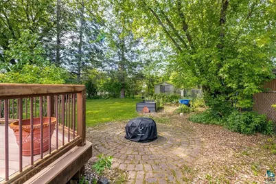4920 Colorado St, Duluth, MN 55804 - Photo 33