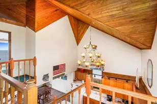 5404 & 5410 North Shore Dr, Duluth, MN 55404 - Photo 9