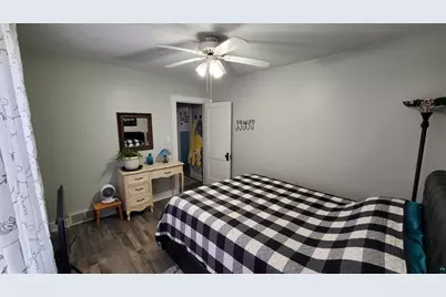 324 E White St, Ely, MN 55731 - Photo 21