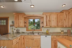 828 Slater Dr, Beaver Bay, MN 55601 - Photo 17