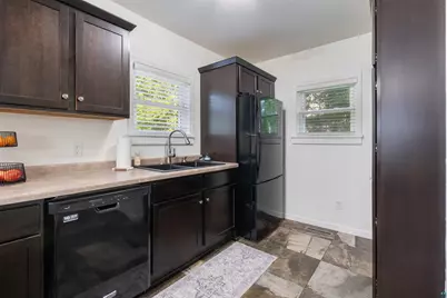 808 E 7th St, Superior, WI 54880 - Photo 11