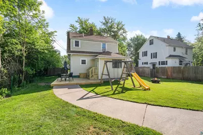 808 E 7th St, Superior, WI 54880 - Photo 3