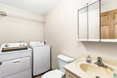 2229 Bardon Ave #2, Superior, WI 54880 - Photo 25