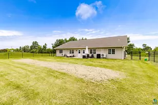 2229 Bardon Ave, Superior, WI 54880 - Photo 45