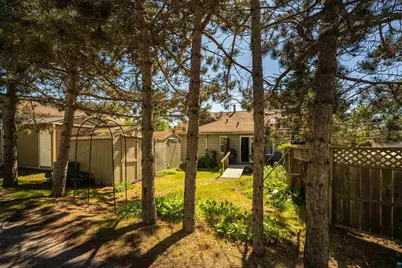1602 Minnesota Ave, Duluth, MN 55802 - Photo 41