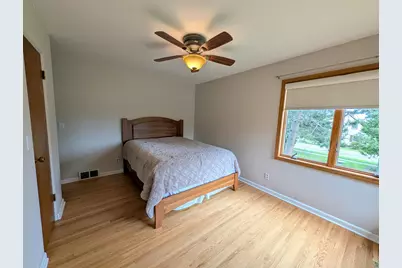 5025 Tioga St, Duluth, MN 55804 - Photo 11