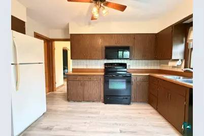 2319 Ensign St, Duluth, MN 55811 - Photo 9