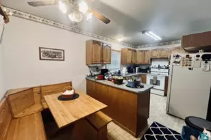 122 12th St, Cloquet, MN 55720 - Photo 7
