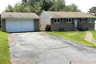 138 Artavia St, Duluth, MN 55811 - Photo 3