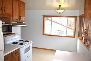 138 Artavia St, Duluth, MN 55811 - Photo 9