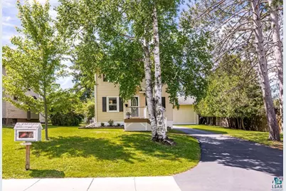 26 W Mankato St, Duluth, MN 55803 - Photo 3