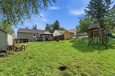 1801 Tyrol St, Duluth, MN 55811 - Photo 17
