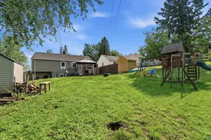 1801 Tyrol St, Duluth, MN 55811 - Photo 17