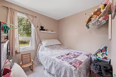 1801 Tyrol St, Duluth, MN 55811 - Photo 9