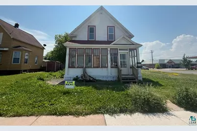 605 Ellis Ave, Ashland, WI 54806 - Photo 1