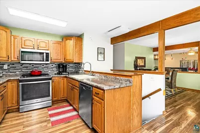 130 Austin St, Duluth, MN 55803 - Photo 9