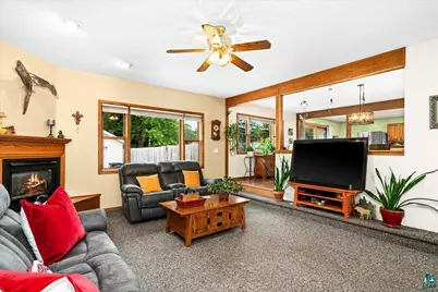 130 Austin St, Duluth, MN 55803 - Photo 3