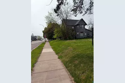 513 7th Ave, Two Harbors, MN 55616 - Photo 3