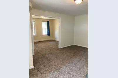 312 E 6th St, Duluth, MN 55805 - Photo 5