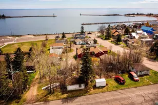 14 W 4th Ave, Grand Marais, MN 55604 - Photo 29