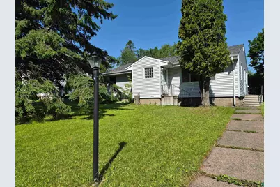2109 W 22nd St, Duluth, MN 55811 - Photo 1