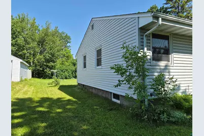 2109 W 22nd St, Duluth, MN 55811 - Photo 3