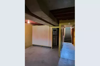 2109 W 22nd St, Duluth, MN 55811 - Photo 23