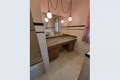 2109 W 22nd St, Duluth, MN 55811 - Photo 21