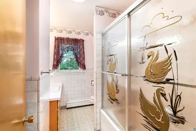 140 W Faribault St, Duluth, MN 55803 - Photo 17