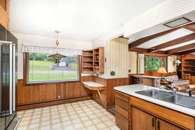 140 W Faribault St, Duluth, MN 55803 - Photo 9