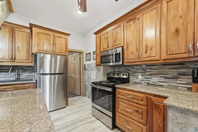 9046 Eagles Club Rd, Alborn, MN 55702 - Photo 9