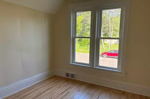 826 E 6th St, Duluth, MN 55805 - Photo 25
