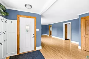809 N Robin Ave, Duluth, MN 55811 - Photo 9
