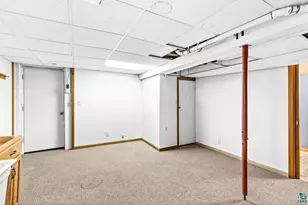 809 N Robin Ave, Duluth, MN 55811 - Photo 33