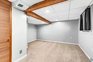 809 N Robin Ave, Duluth, MN 55811 - Photo 29