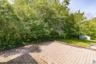809 N Robin Ave, Duluth, MN 55811 - Photo 39